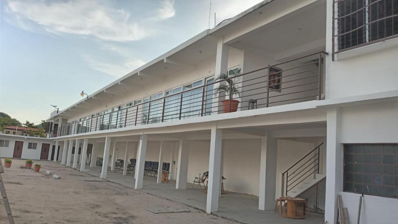 Apartamentos Mundo Maya Habitaciones Flores Exterior foto